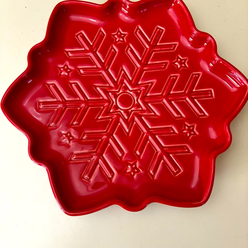 Fiesta Snowflake Shape 8” Embossed Holiday Plate  NEW